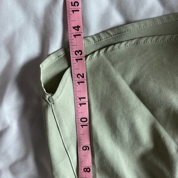 Columbia Women’s Hike/Running Shorts XL Short Green Active Fit Omni-Wick NWT $60 - Picture 6 of 6